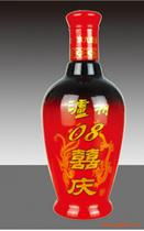 晶白與高白料玻璃瓶 從蒙砂到噴涂，多樣工藝賦能酒水包裝